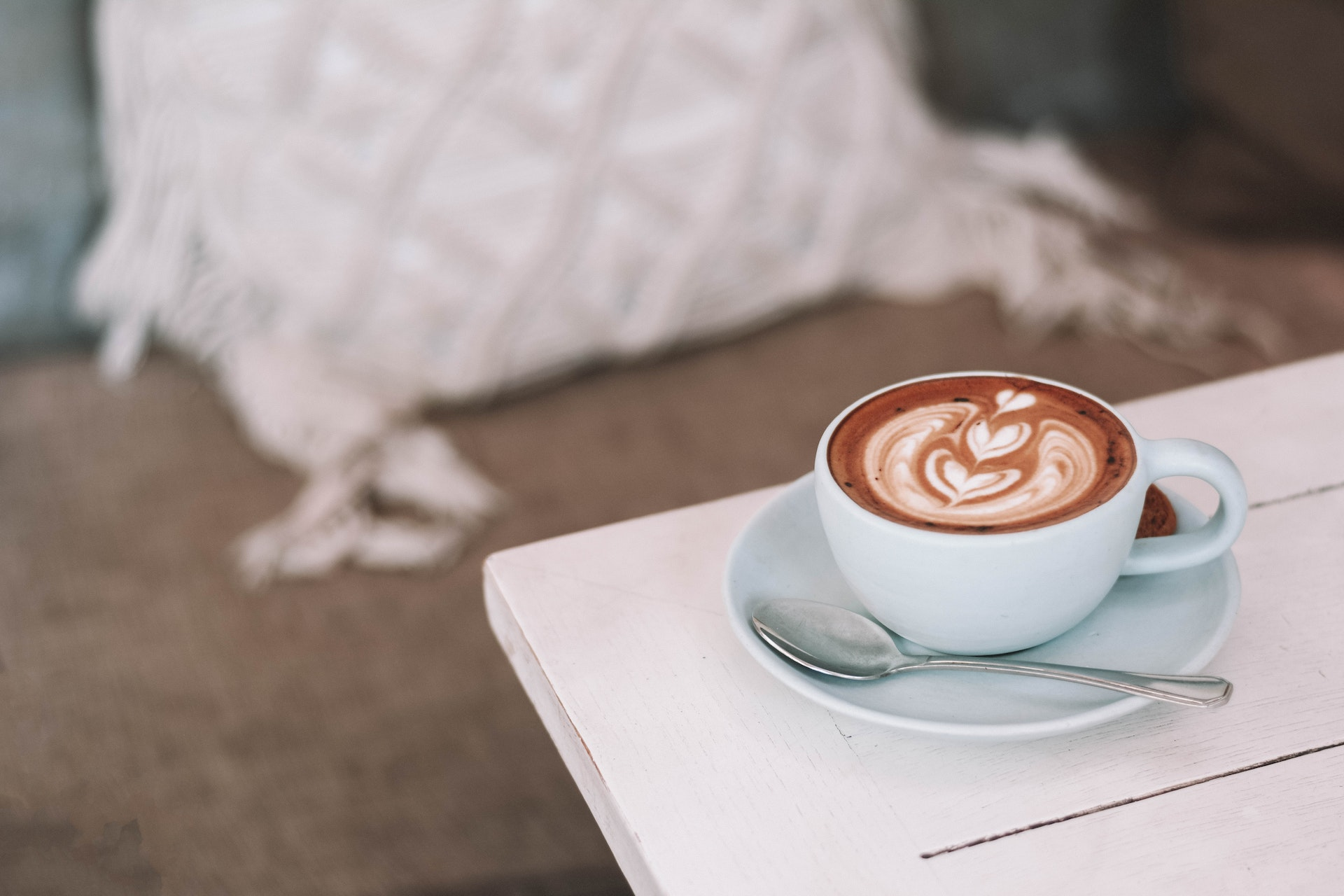 Comment moudre ses grains de café à la maison de la bonne manière